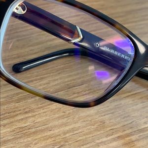 Meet your Posher, Sonia